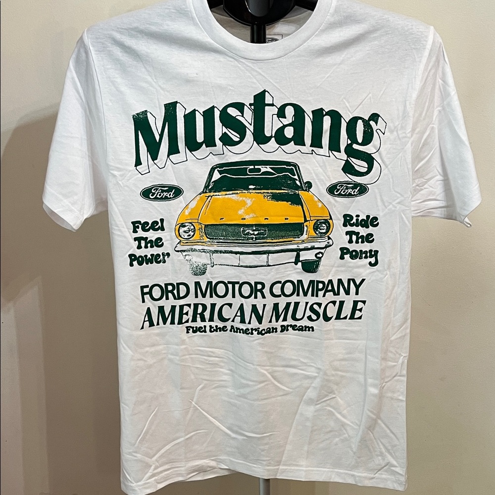 NWOT Ford Mustang Graphic Tee